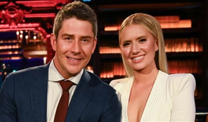 'Bachelor' Star Arie Luyendyk Shares Pregnancy Test