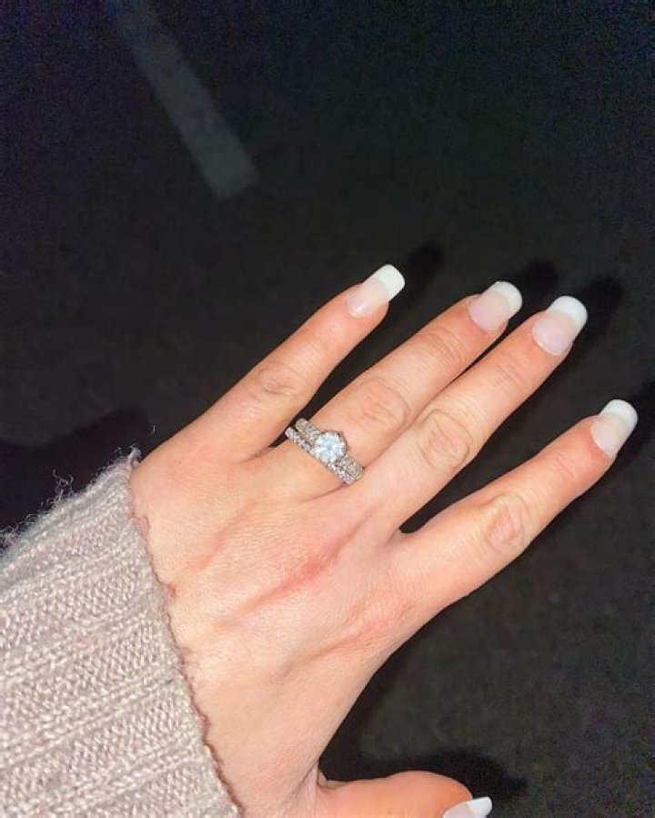 Abigail Breslin Dispenses Advice Via Tumblr