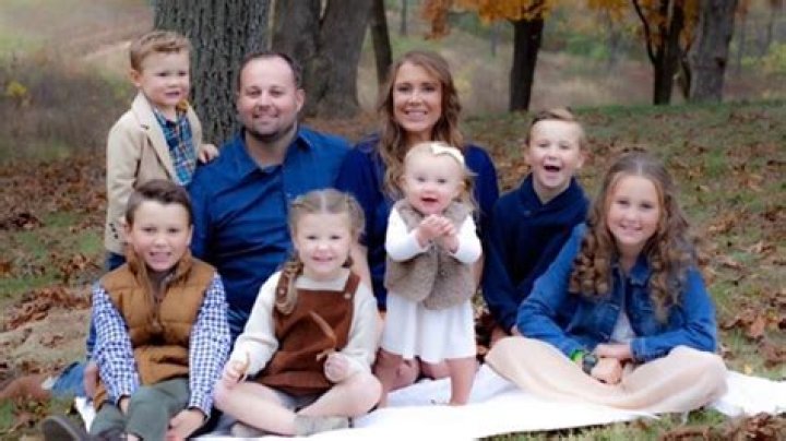 Anna Duggar Spending No Time With Kids, All With Josh