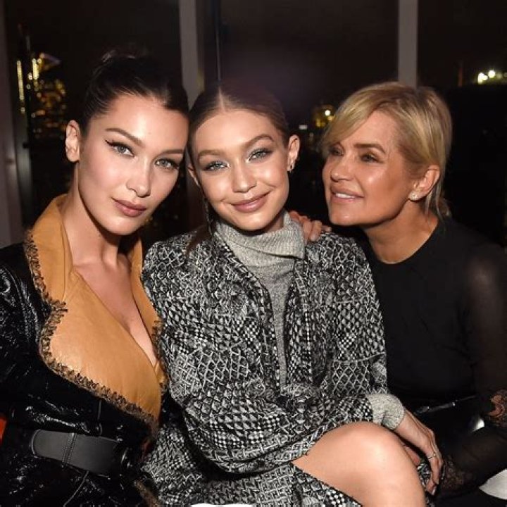 Bella and Gigi Hadid Mourn Death in the Family