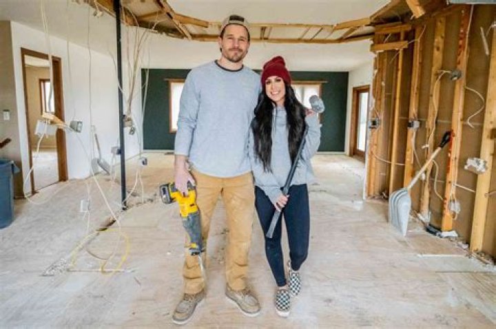 Chelsea Houska & Cole DeBoer Show Off A New Baby Animal