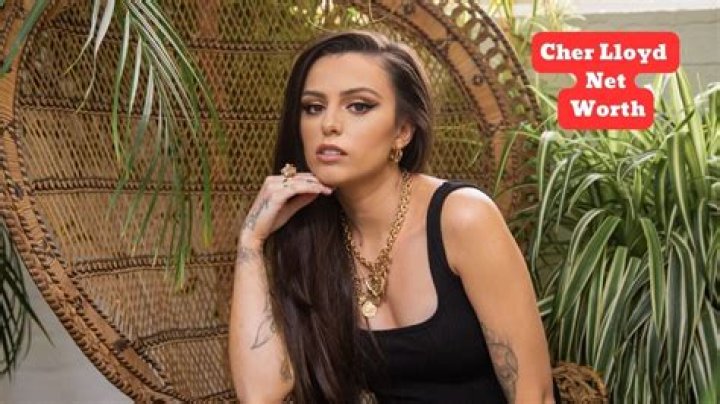 Cher Lloyd net worth, income and estimated earnings of Youtuber channel