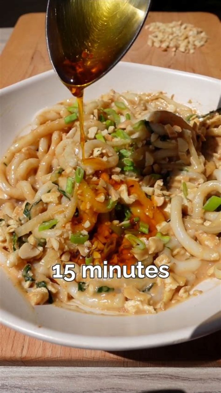 Cooking With Ayeh Youtuber overview