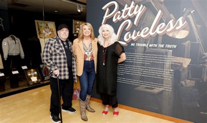 Country Music Hall of Fame Opens Kenny Rogers Exhibit