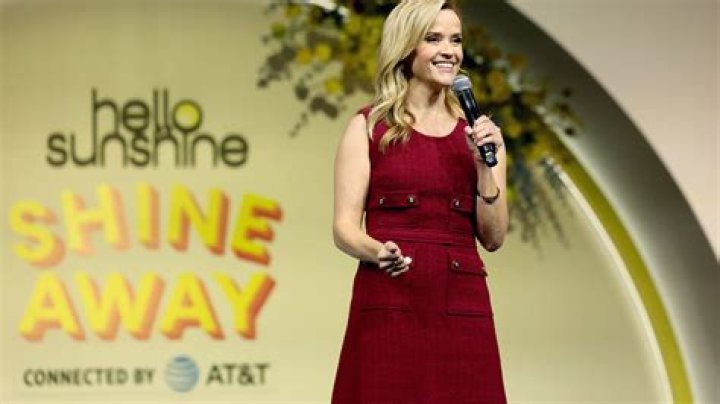 Diane Keaton Height - CelebsHeight.org