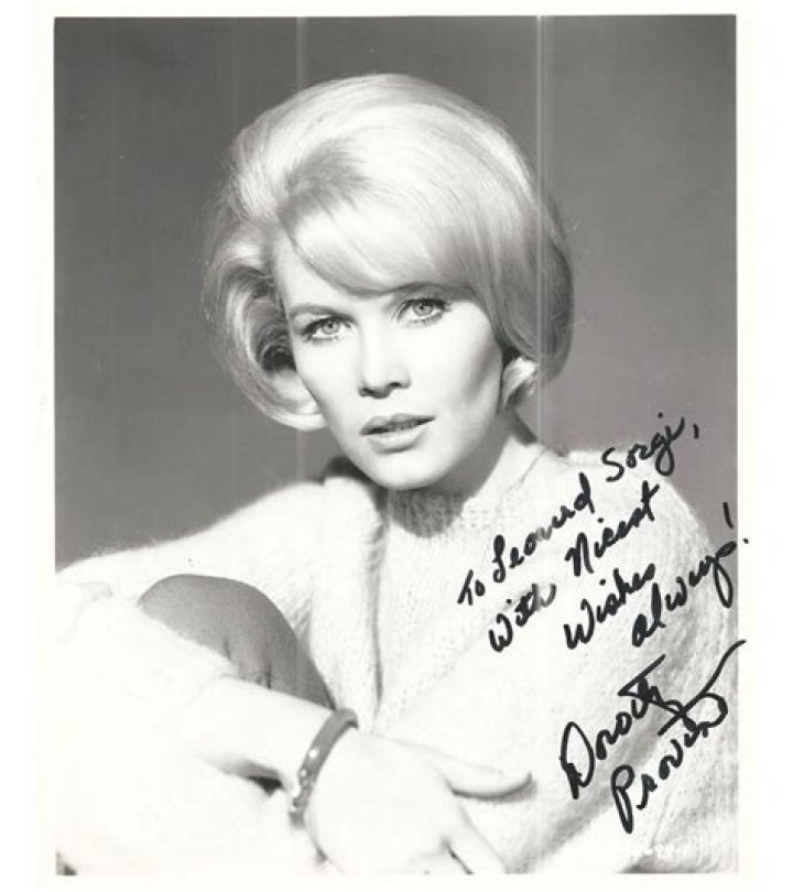 Dorothy Provine Height - CelebsHeight.org