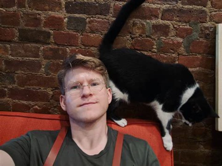 Doug Brochu Pets - Celebrity Pets