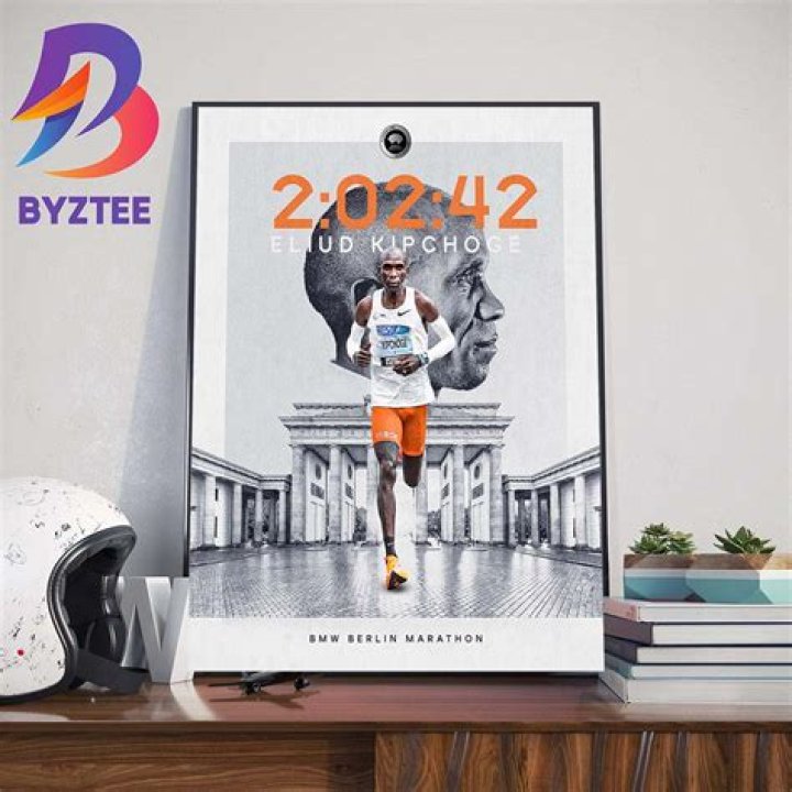Eliud Kipchoge Poster G1862935 - CelebPoster.com