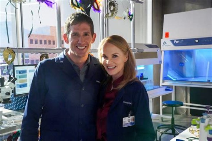 Eric Szmanda Height - CelebsHeight.org