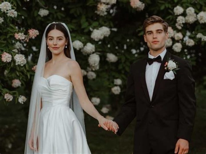 Evelyn Cormier of '90 Day Fiancé' Confirms Divorce from David