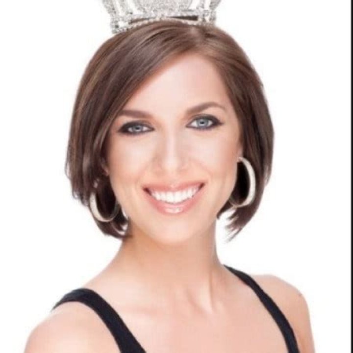 Is American Photographer Claire Buffie Married? Know Her Wedding Details