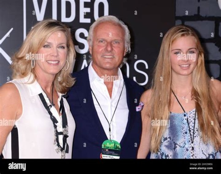 Is Mikaela Wellner Dating? Know Facts on Deborah Norville's Daughter