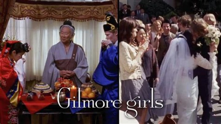 It took way too long for Lorelai and Luke to get married in Gilmore Girls