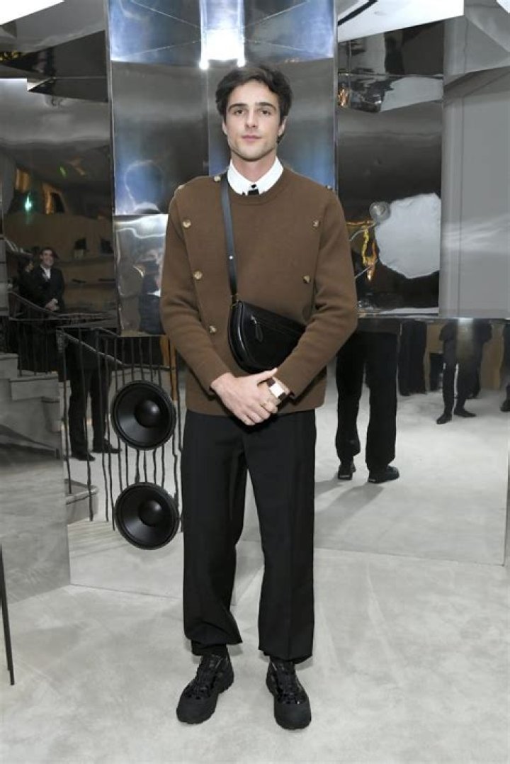 Jacob Elordi Net Worth - Wiki, Age, Weight and Height, Relationships, Family, and More