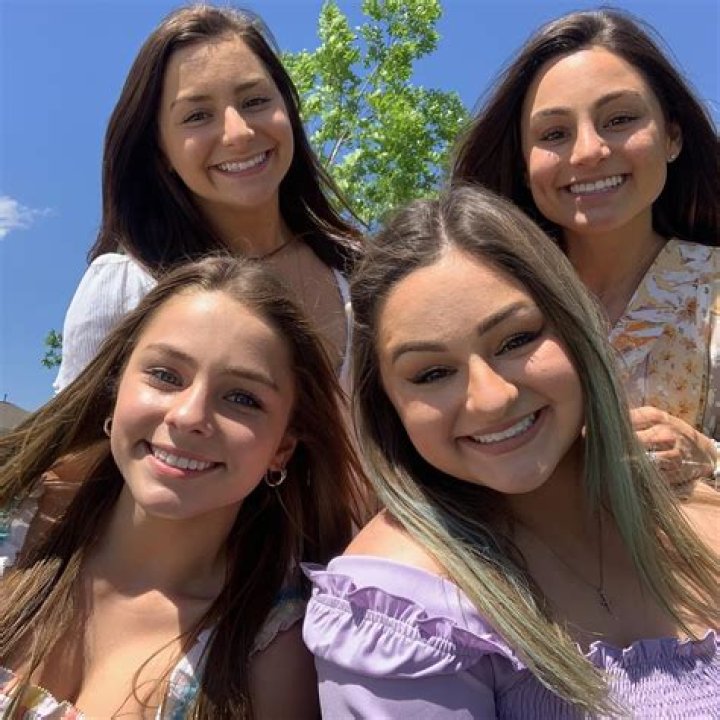 Jenelle Evans Gives Update on 'She-Shed' Project on TikTok