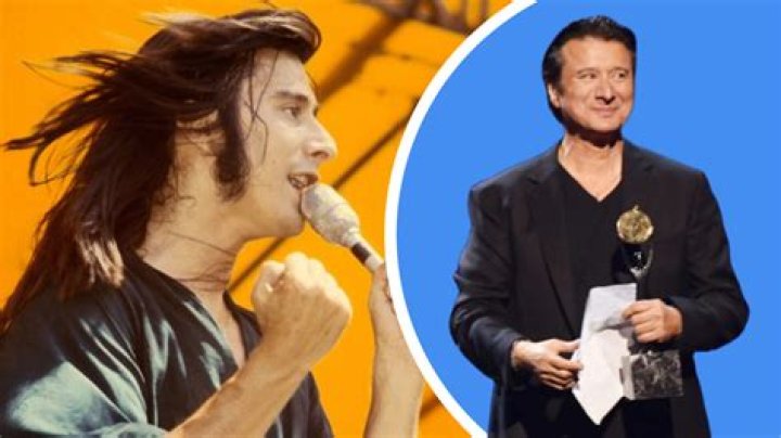 Journey’s Original Frontman Steve Perry Performs After 19 Years in Retirement