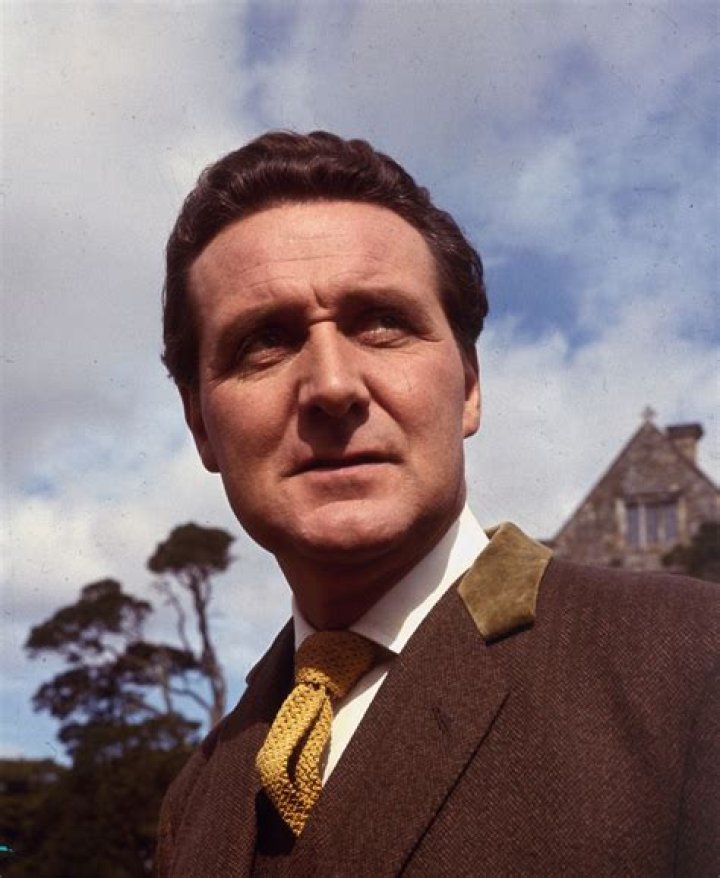 Patrick Macnee Net Worth - Wiki, Age, Weight and Height, Relationships, Family, and More
