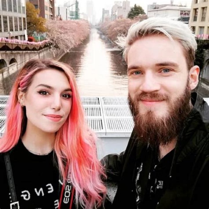 Pewdiepie Baby Gender Reveal, Boy Or Girl? Wife And Family