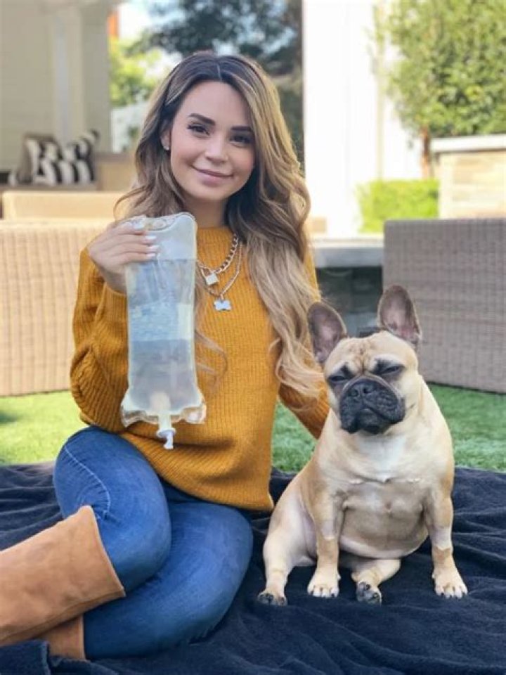 Rosanna Pansino Pets - Celebrity Pets