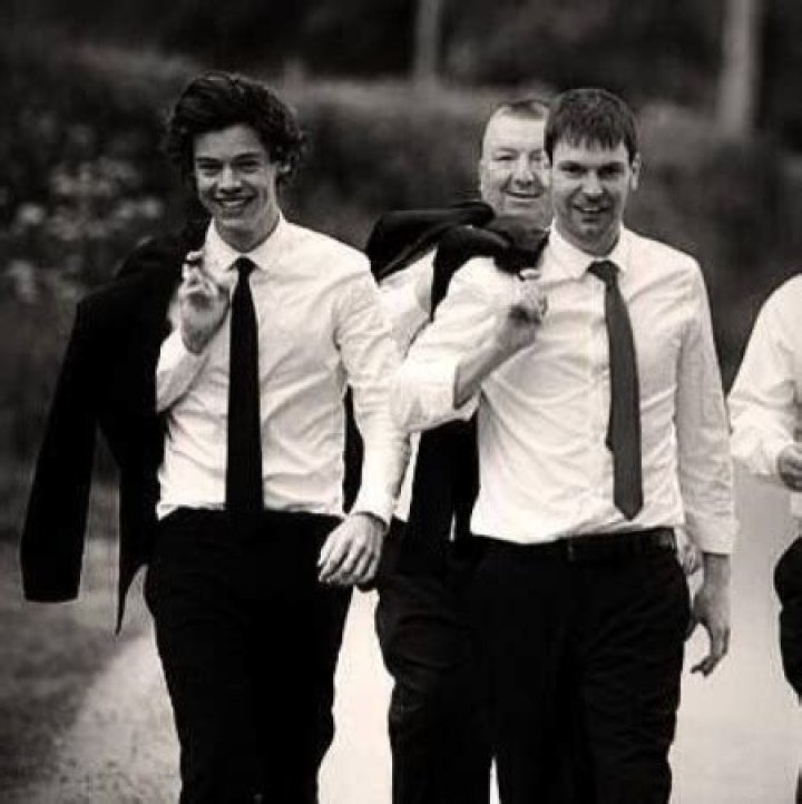 Siblings, Wealth, and Relationship with Harry Styles